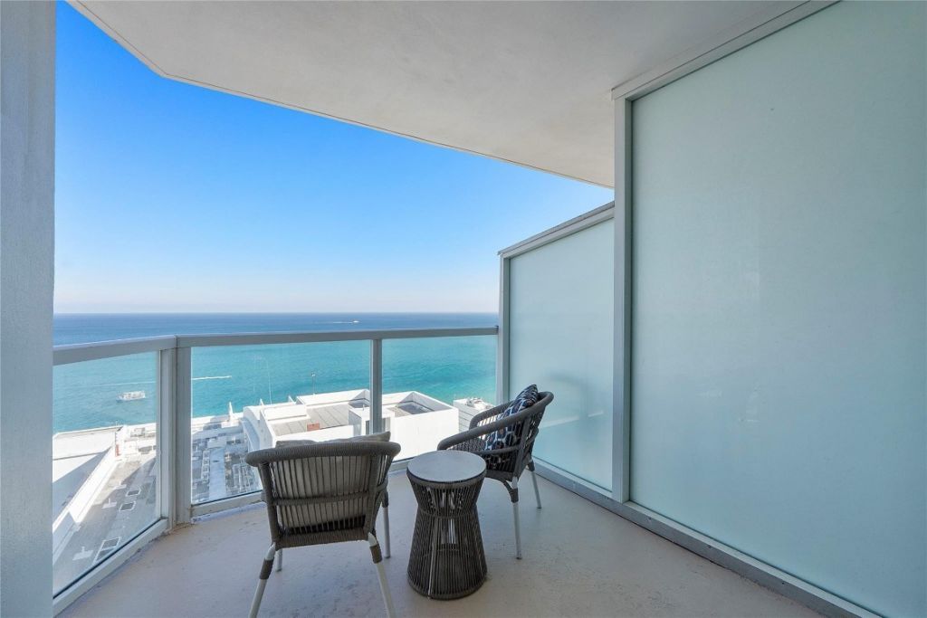 4401 Collins Avenue, Unit 2701, Miami Beach, FL 33140 Photo