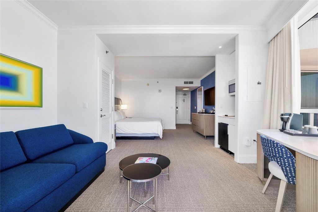 4401 Collins Avenue, Unit 2701, Miami Beach, FL 33140 Photo