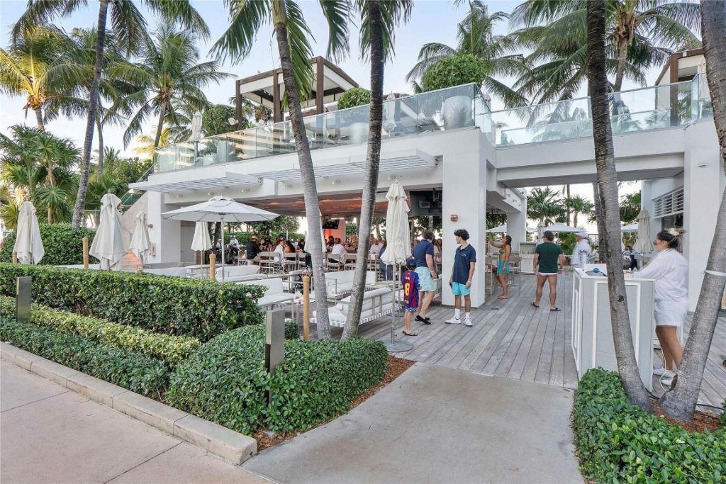 4401 Collins Avenue, Unit 2701, Miami Beach, FL 33140 Photo