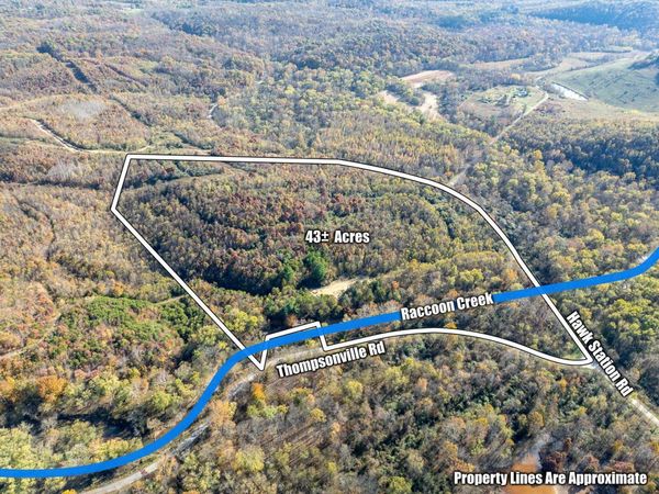 0000 Hawk Station Road, Vinton, OH 45686