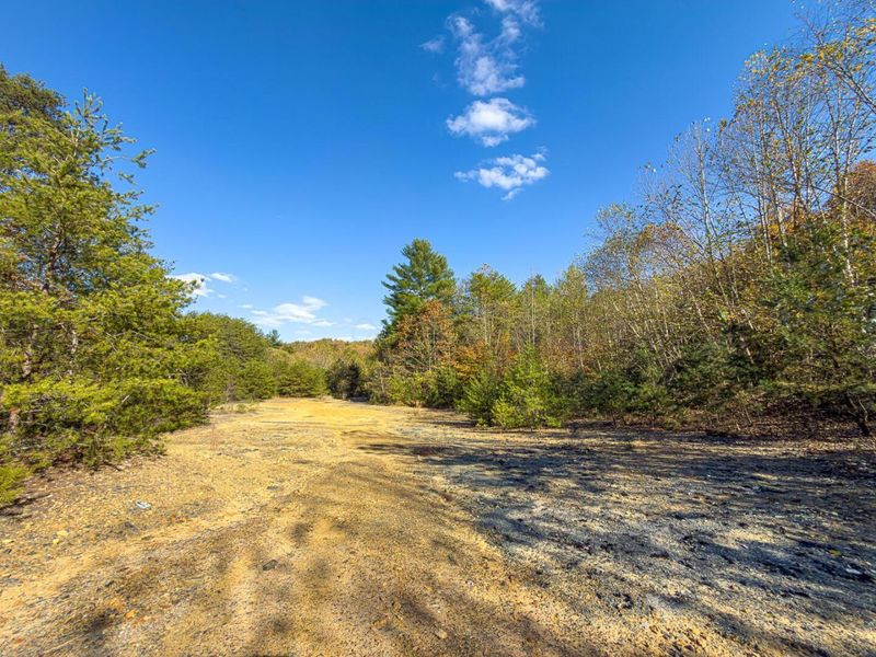 0000 Hawk Station Road, Vinton, OH 45686 Photo 24