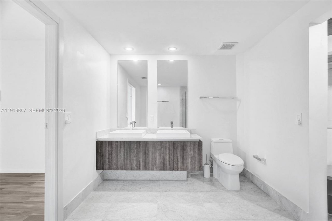 801 S Miami Ave , Unit 2405, Miami, FL 33130 Photo