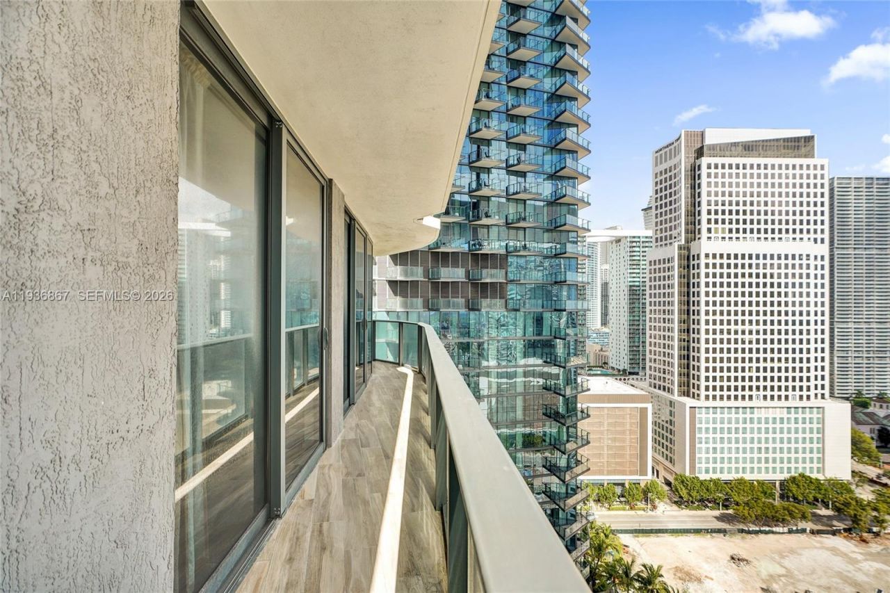 801 S Miami Ave , Unit 2405, Miami, FL 33130 Photo