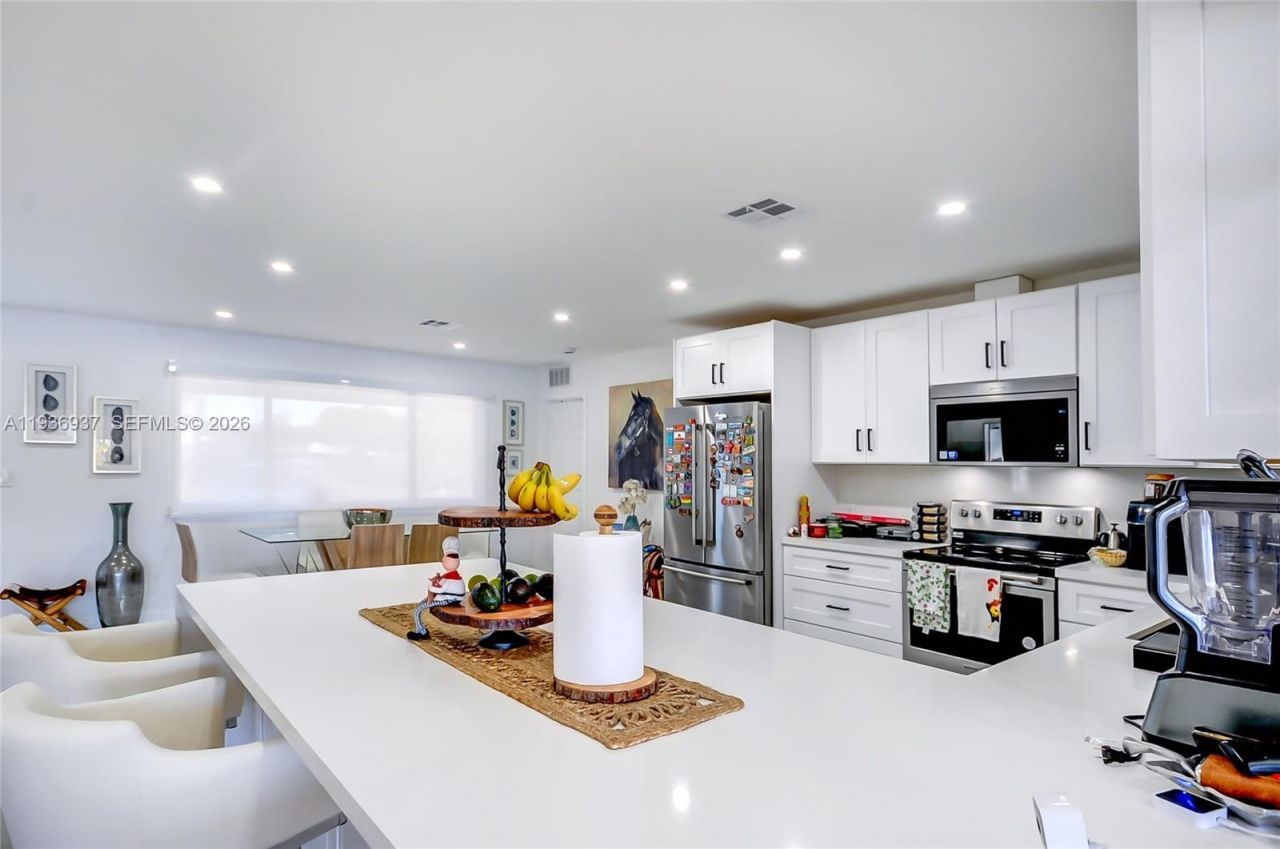 1511 NW 87th Way, Pembroke Pines, FL 33024 Photo