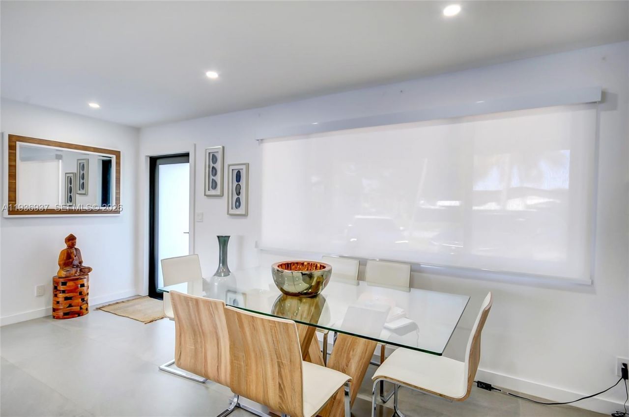 1511 NW 87th Way, Pembroke Pines, FL 33024 Photo