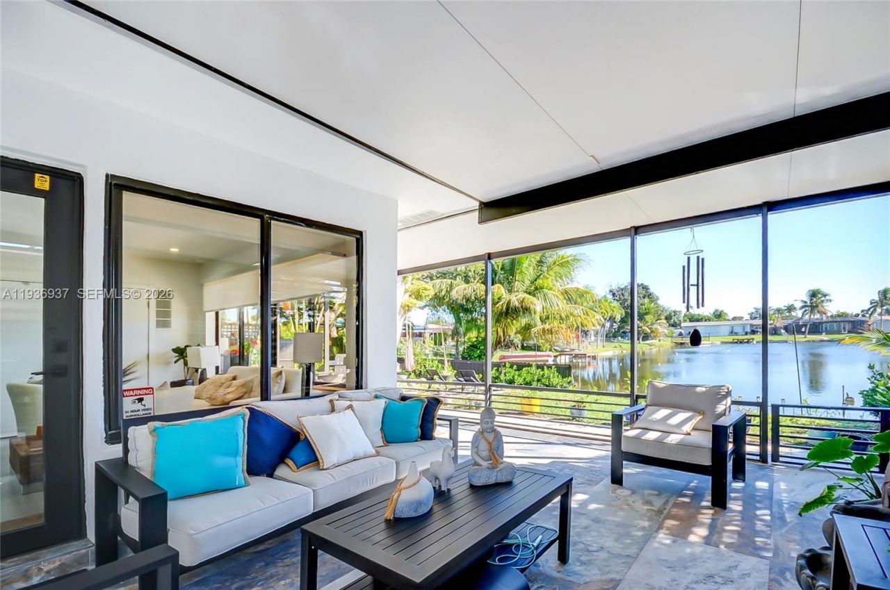 1511 NW 87th Way, Pembroke Pines, FL 33024 Photo