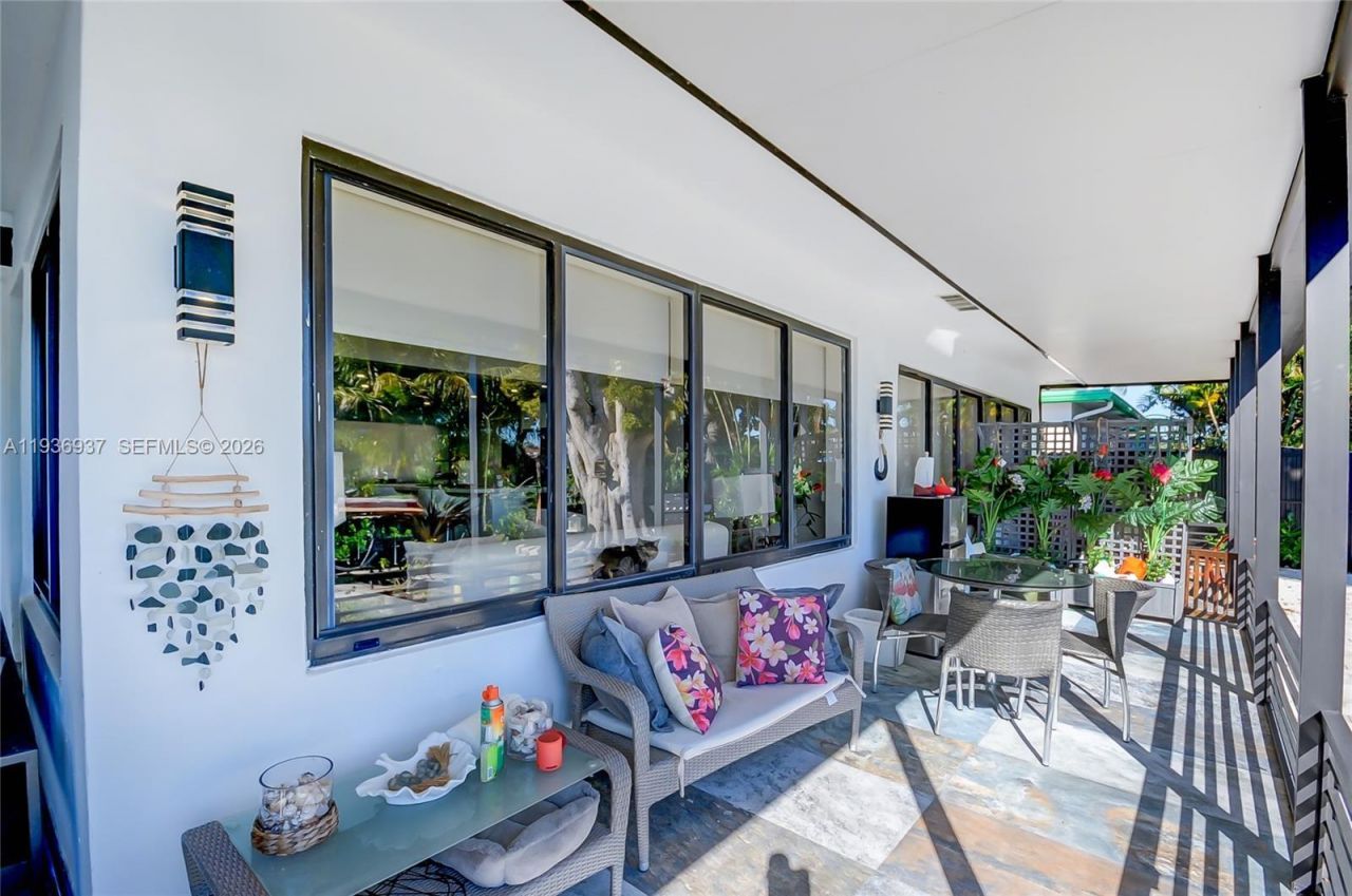 1511 NW 87th Way, Pembroke Pines, FL 33024 Photo