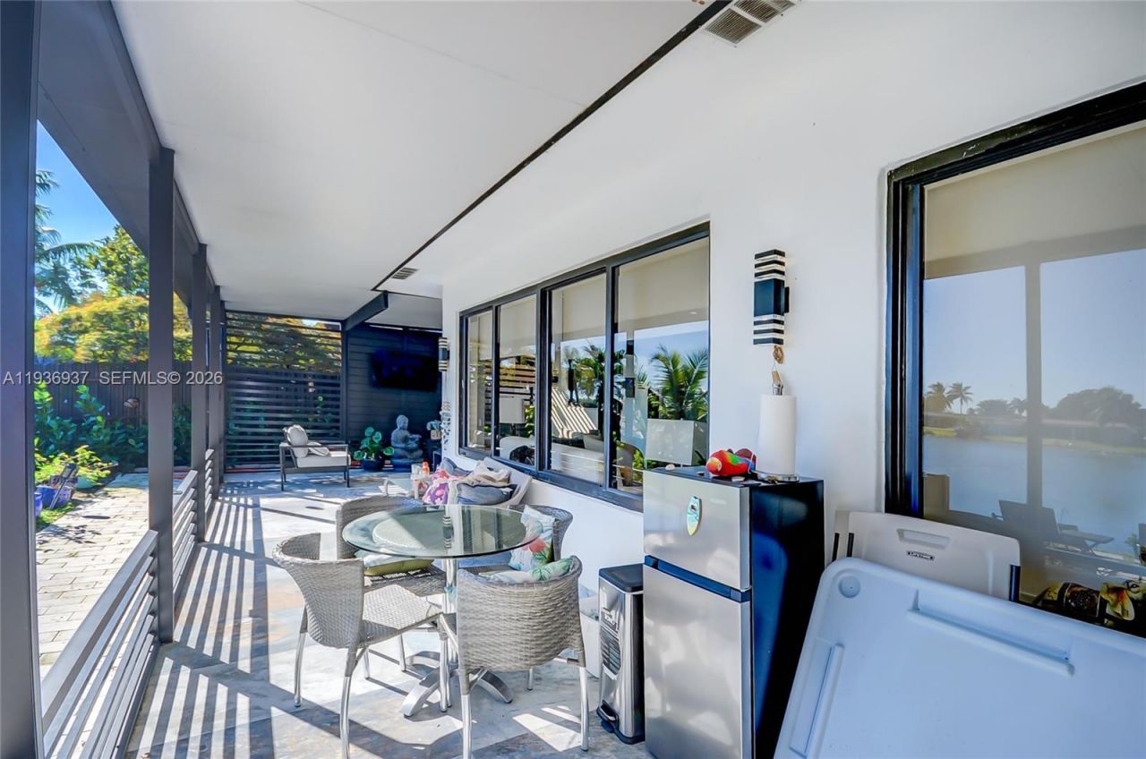 1511 NW 87th Way, Pembroke Pines, FL 33024 Photo