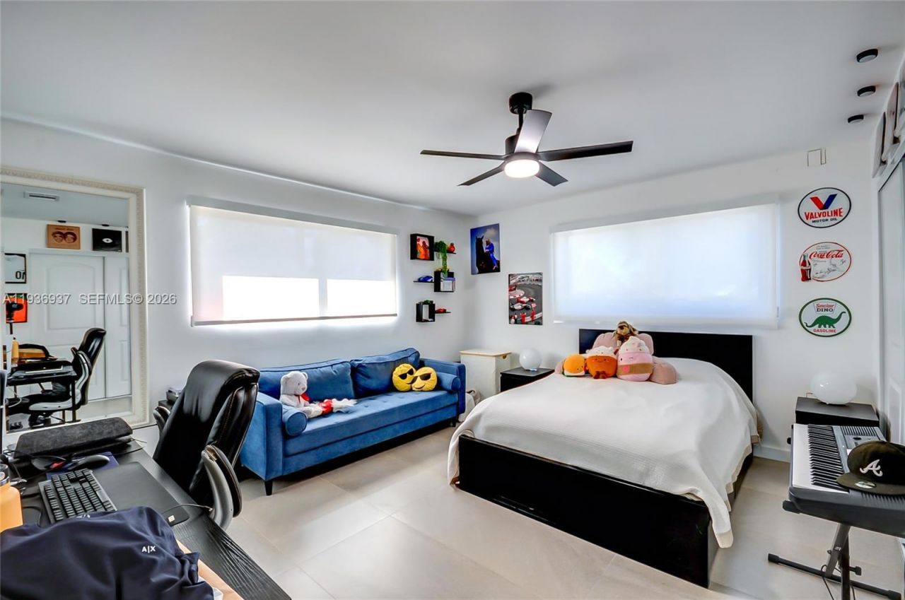 1511 NW 87th Way, Pembroke Pines, FL 33024 Photo