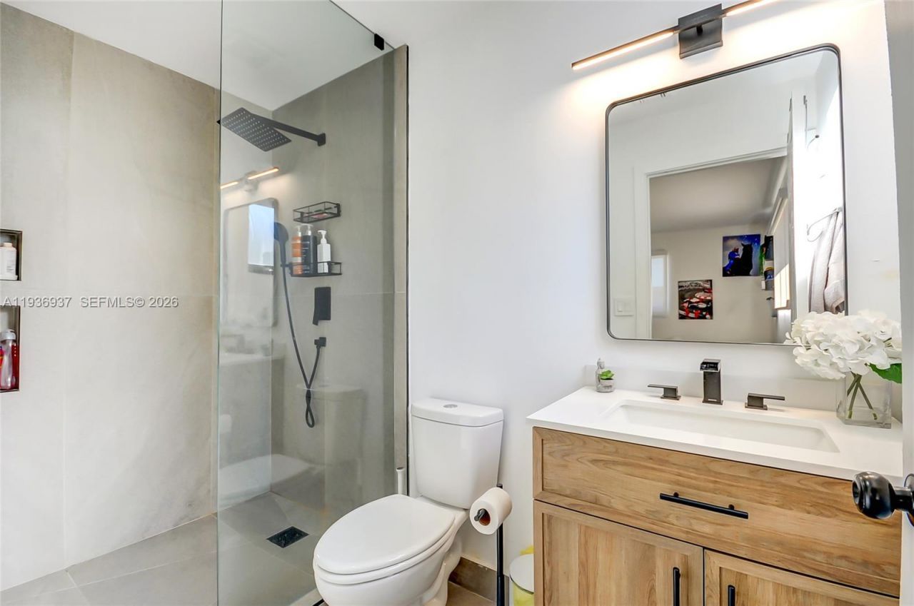 1511 NW 87th Way, Pembroke Pines, FL 33024 Photo