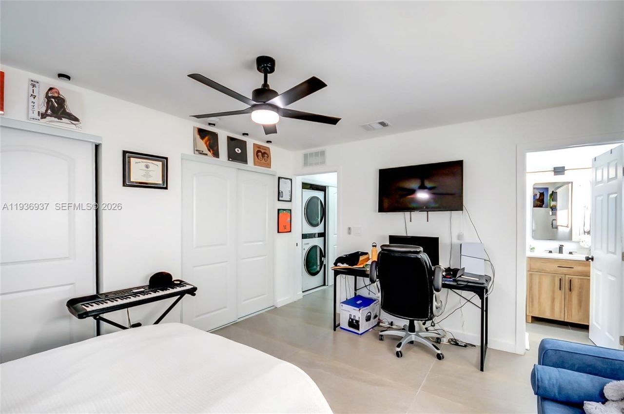 1511 NW 87th Way, Pembroke Pines, FL 33024 Photo