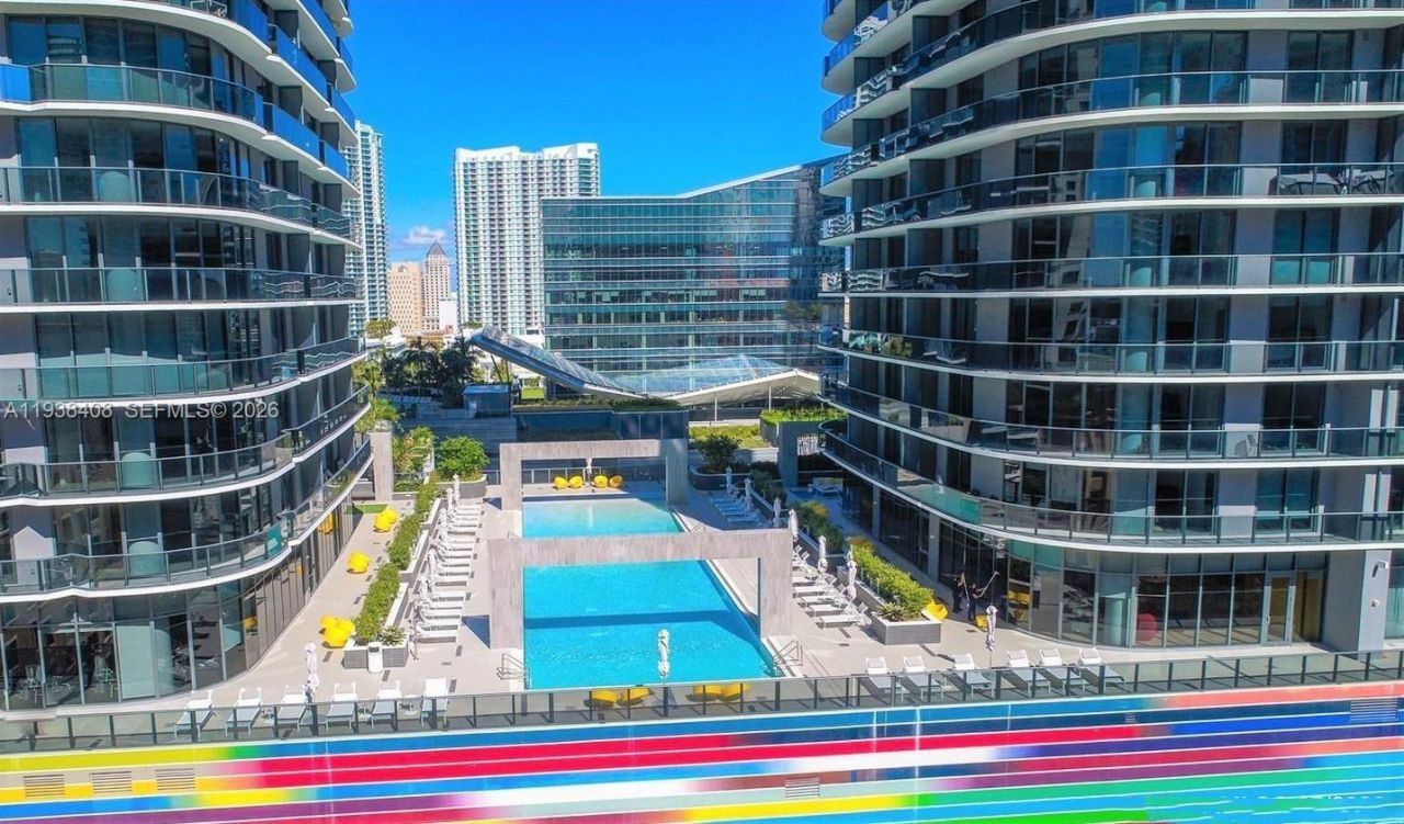 55 SW 9th St, Unit 1808, Miami, FL 33130 Photo