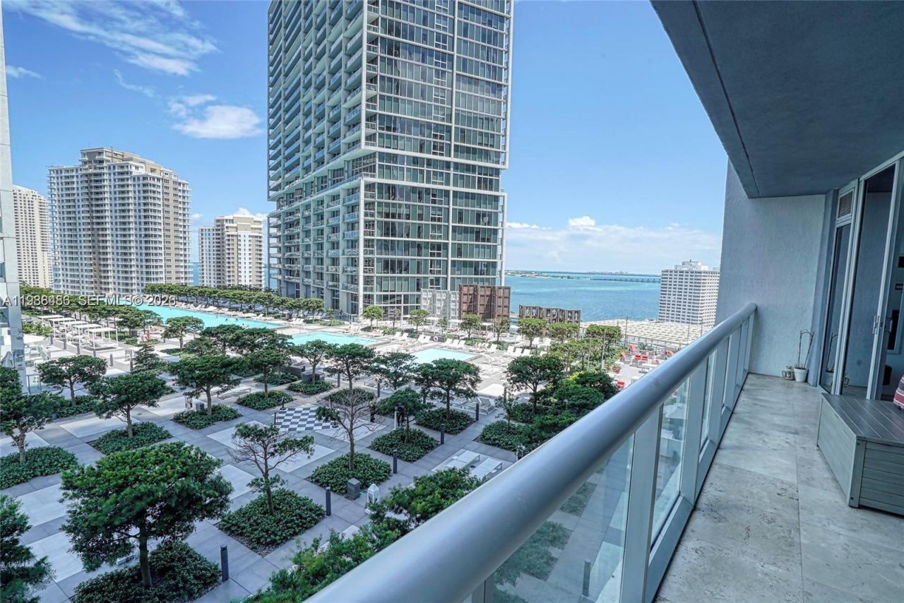 485 Brickell Ave, Unit 1701, Miami, FL 33131 Photo