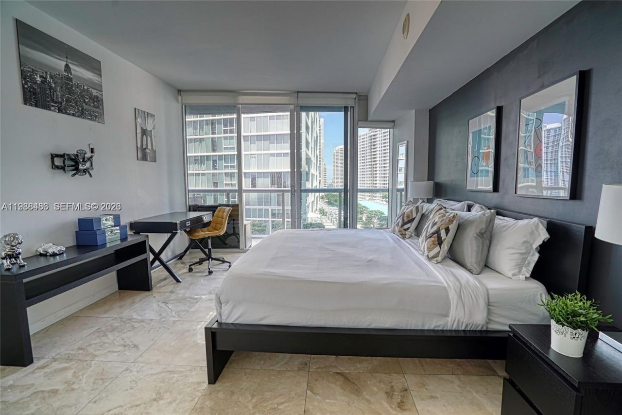 485 Brickell Ave, Unit 1701, Miami, FL 33131 Photo