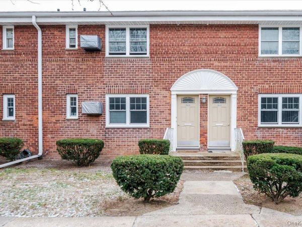 226-24 Kingsbury Avenue, Unit B, Oakland Gardens, NY 11364