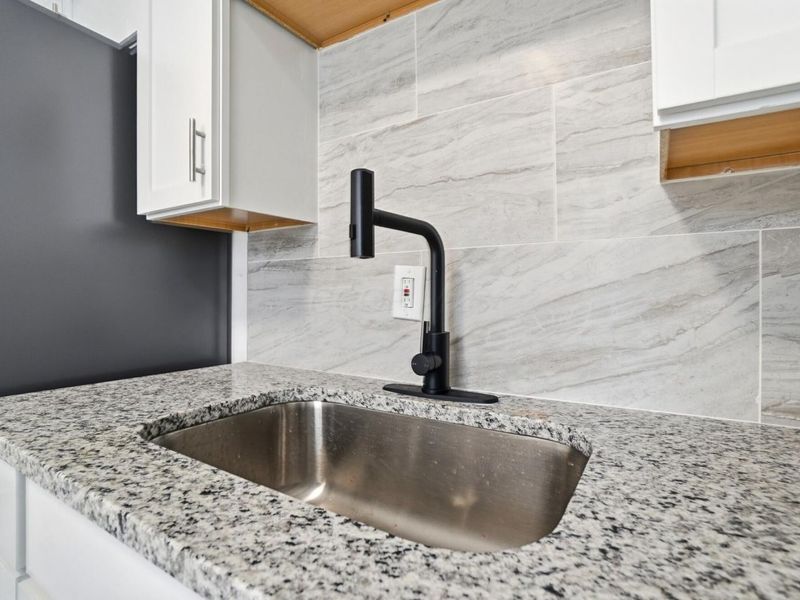 2593 Atwood Terrace, Columbus, OH 43211 Photo 11