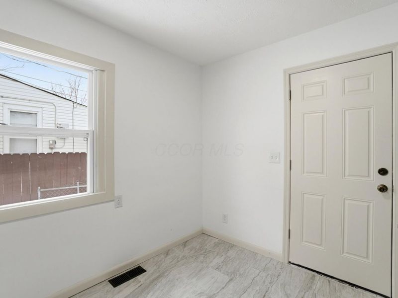 2593 Atwood Terrace, Columbus, OH 43211 Photo 12