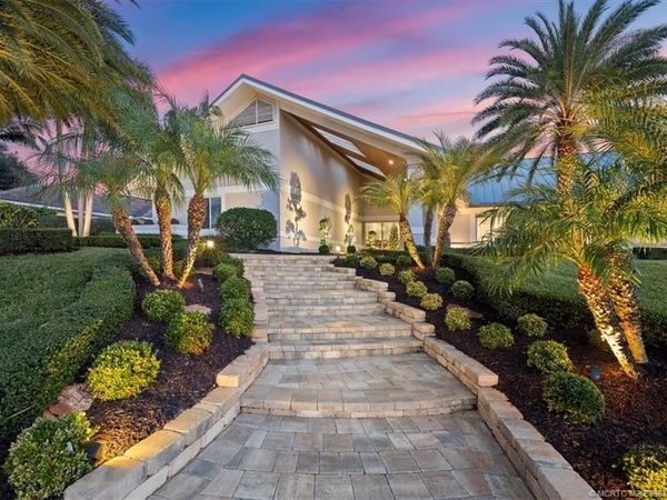 6266 SE Oakmont Place, Stuart, FL 34997