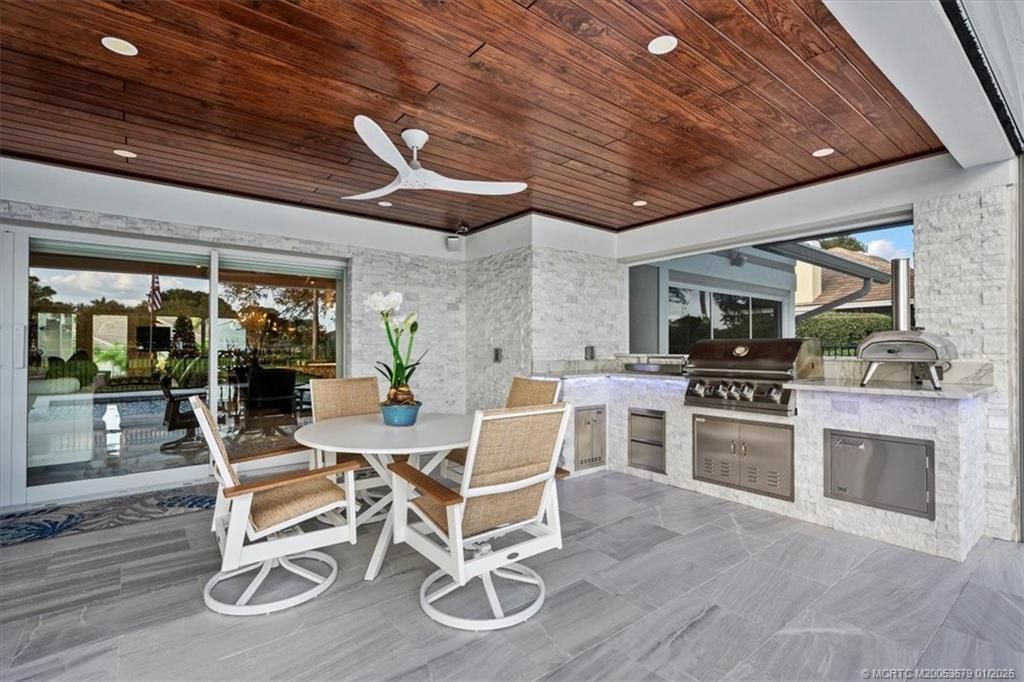 6266 SE Oakmont Place, Stuart, FL 34997 Photo