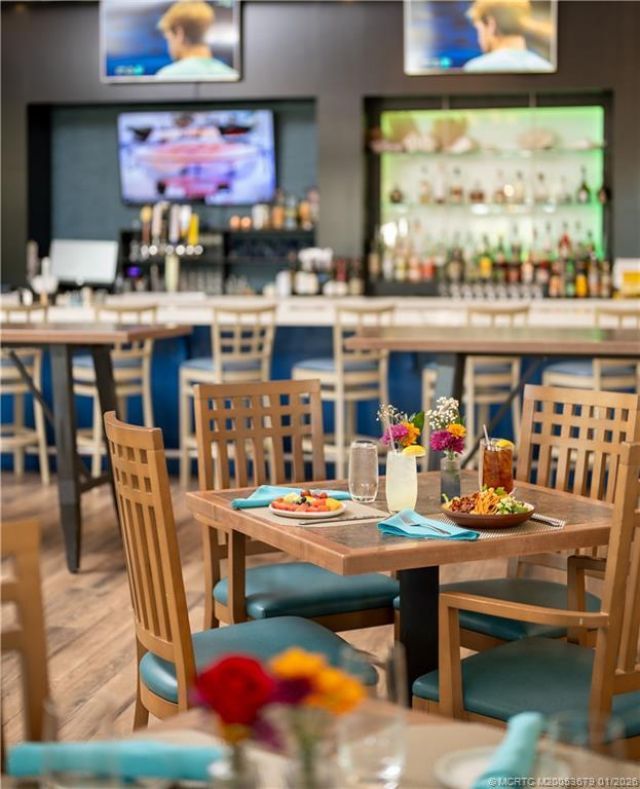 6266 SE Oakmont Place, Stuart, FL 34997 Photo