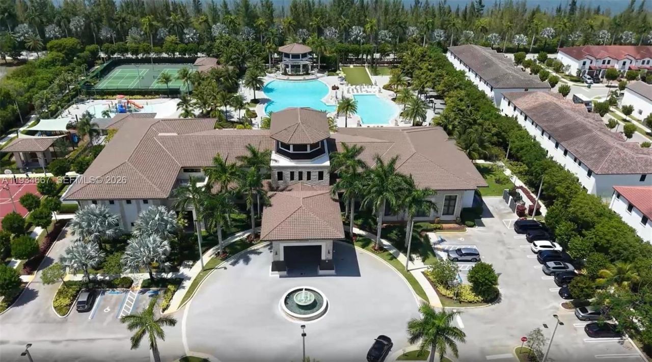 8760 NW 97th Ave, Unit 208, Doral, FL 33178 Photo