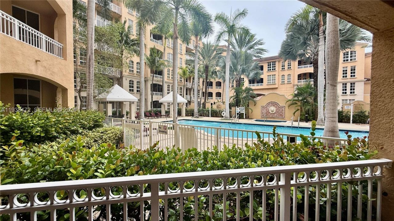 3001 NE 185th St, Unit 112, Aventura, FL 33180 Photo