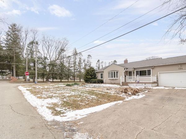 105 Cornwall Avenue, Waterloo, IA 50702