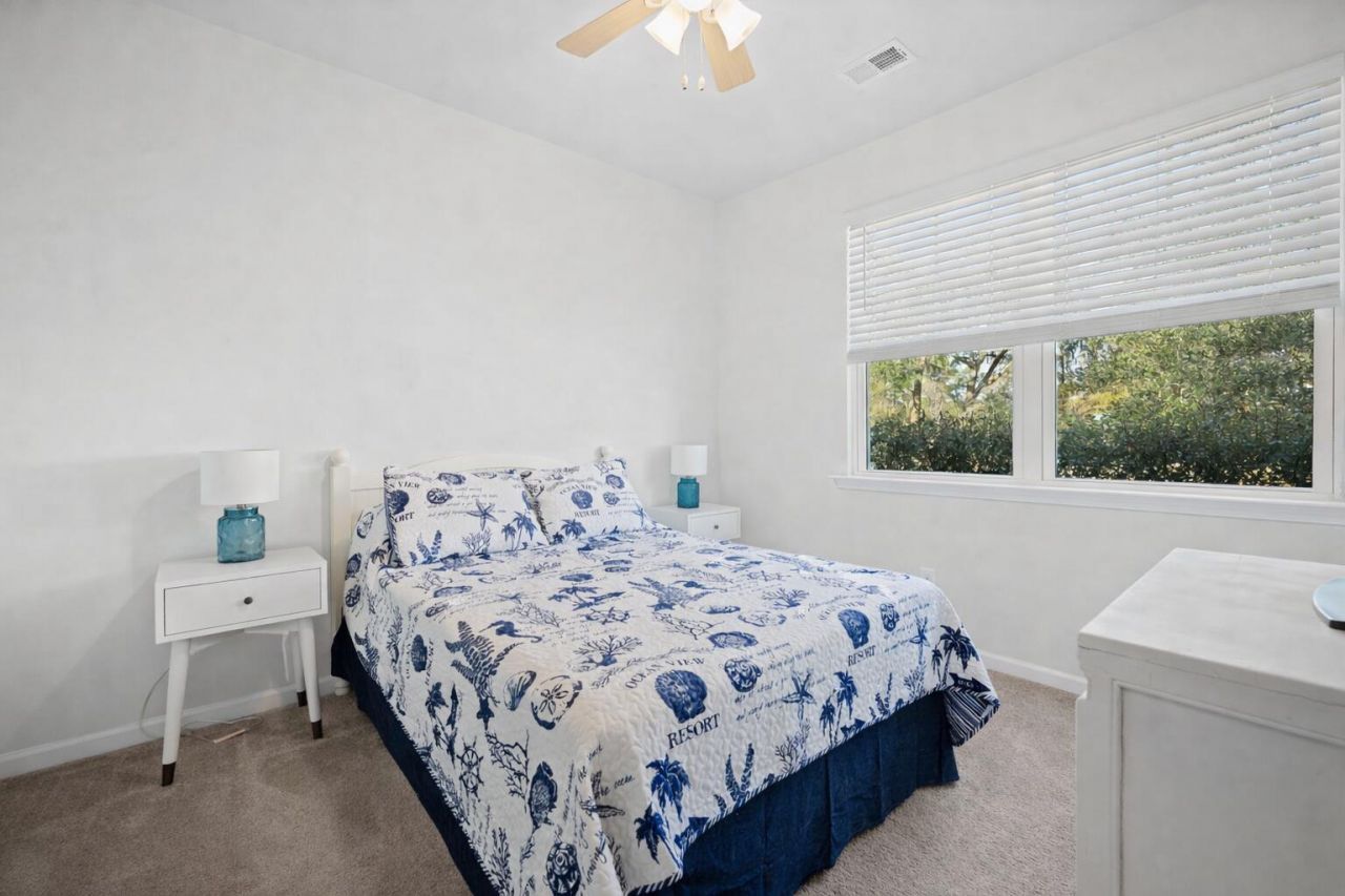 1846 Towne Street Photo 13