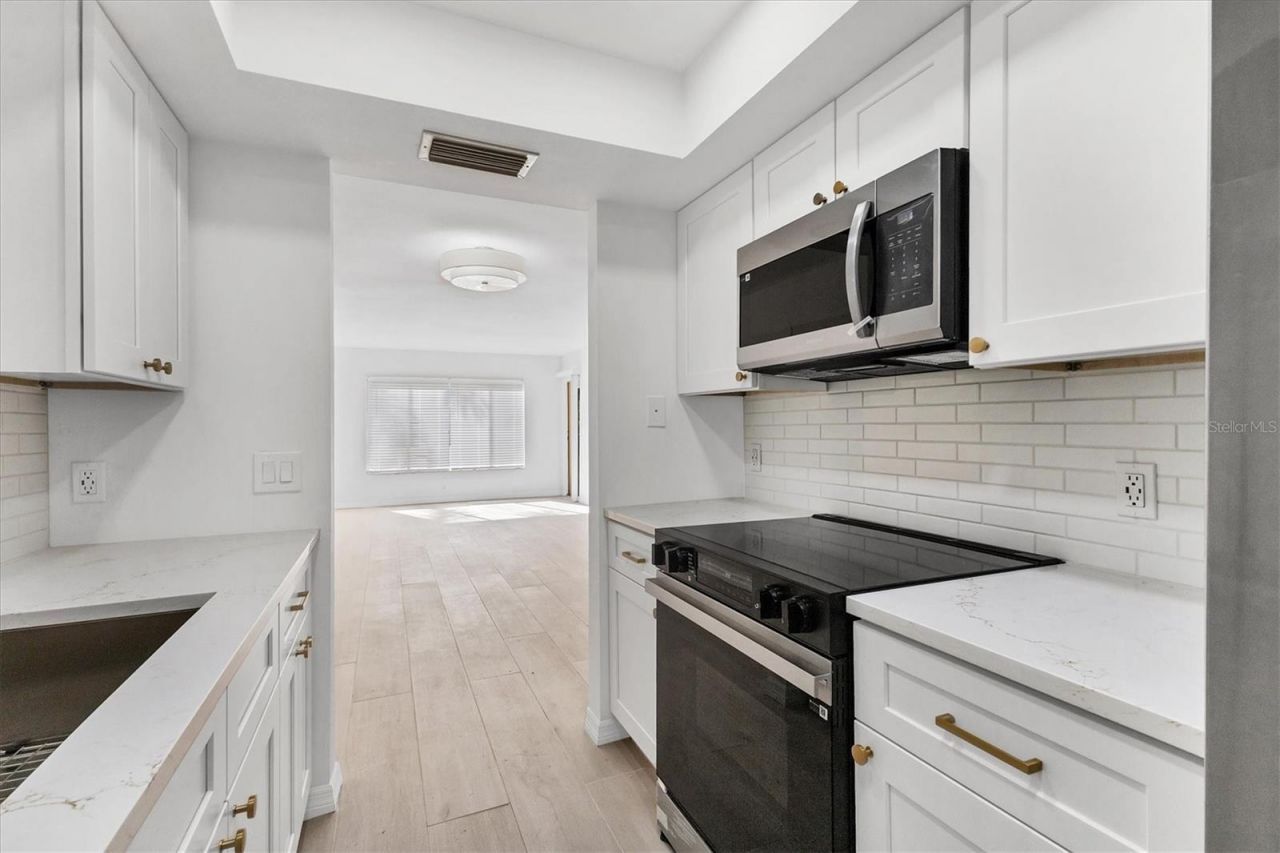 129 Tyler Drive, Unit 103, Sarasota, FL 34236 Photo