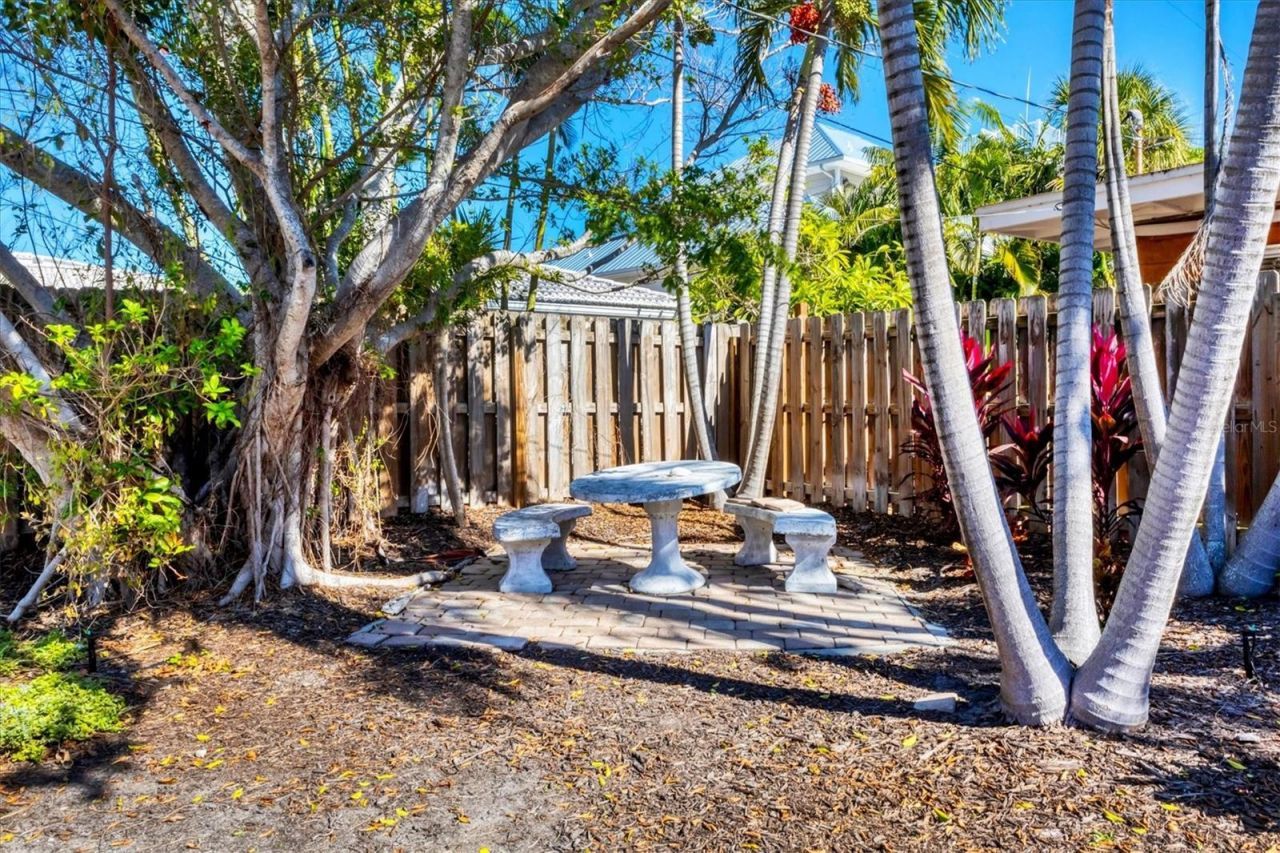 129 Tyler Drive, Unit 103, Sarasota, FL 34236 Photo