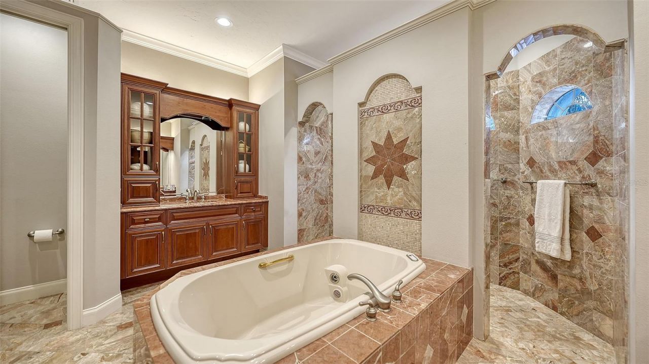 8335 Grosvenor Court, Bradenton, FL 34201 Photo