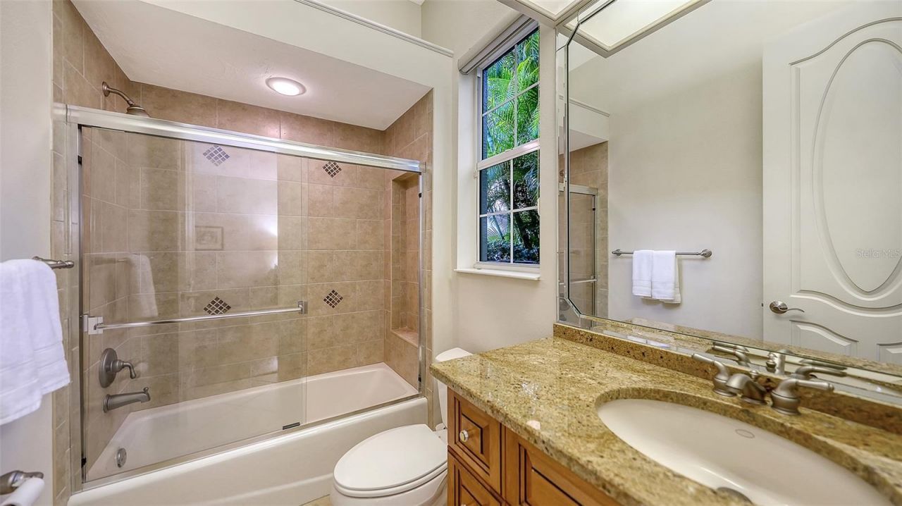 8335 Grosvenor Court, Bradenton, FL 34201 Photo