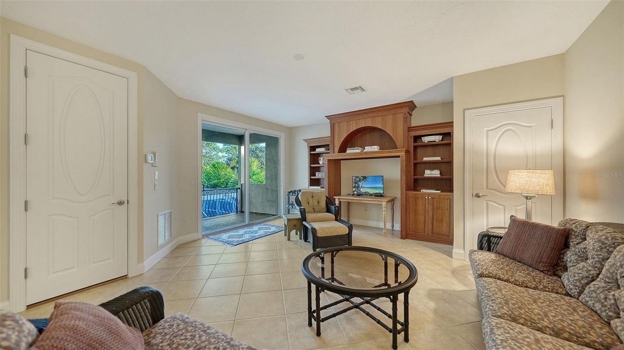 8335 Grosvenor Court, Bradenton, FL 34201 Photo