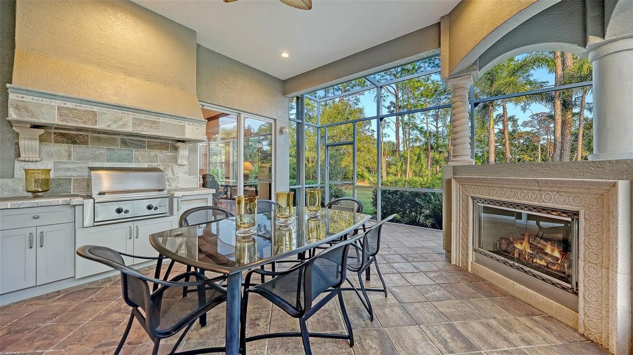 8335 Grosvenor Court, Bradenton, FL 34201 Photo