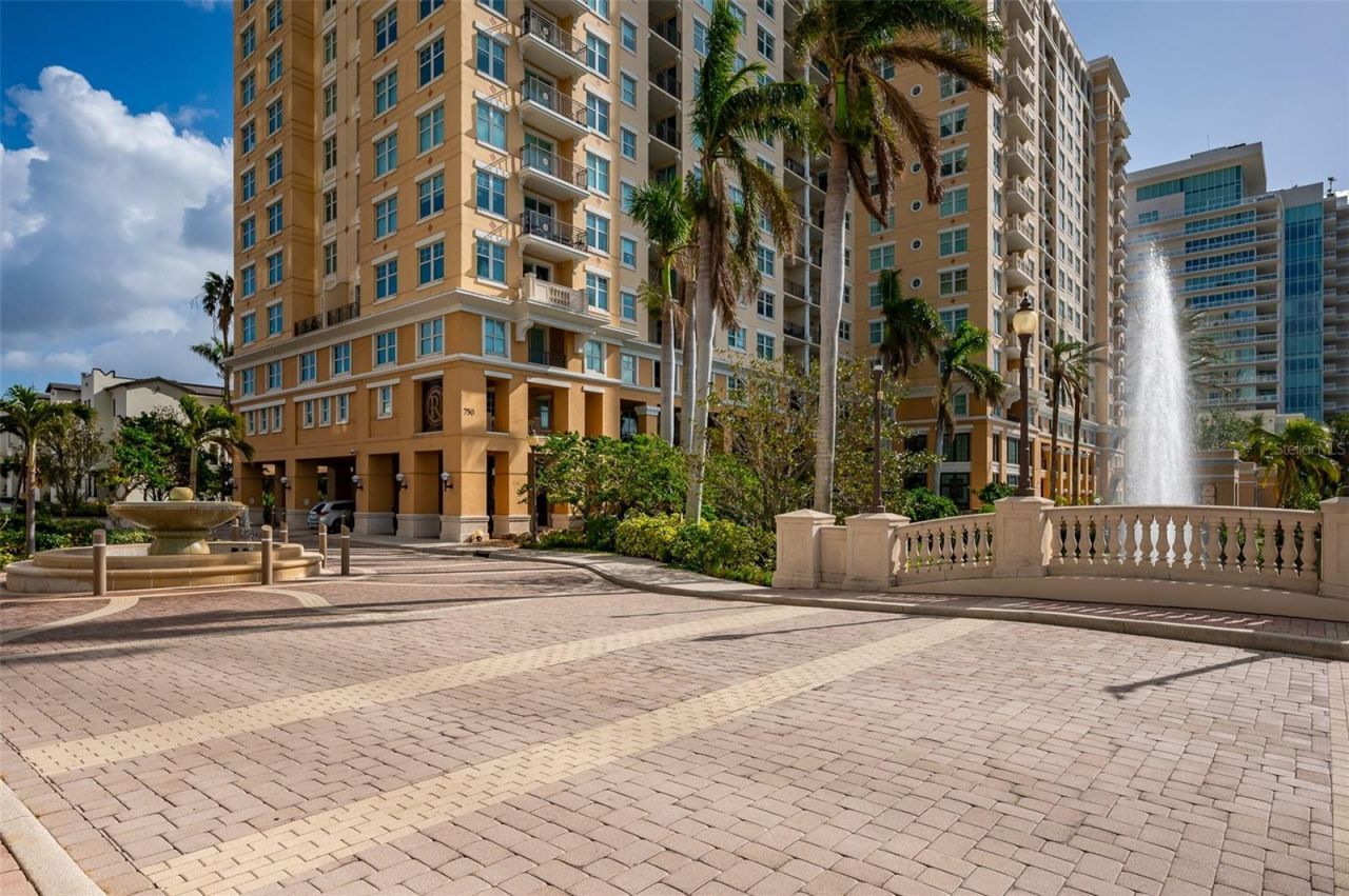 750 N Tamiami Trail, Unit 314, Sarasota, FL 34236 Photo