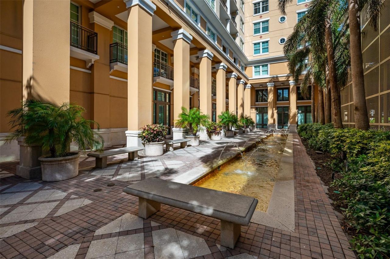 750 N Tamiami Trail, Unit 314, Sarasota, FL 34236 Photo