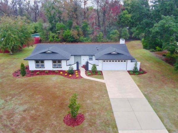 8424 NW 4TH PLACE, GAINESVILLE, FL 32607