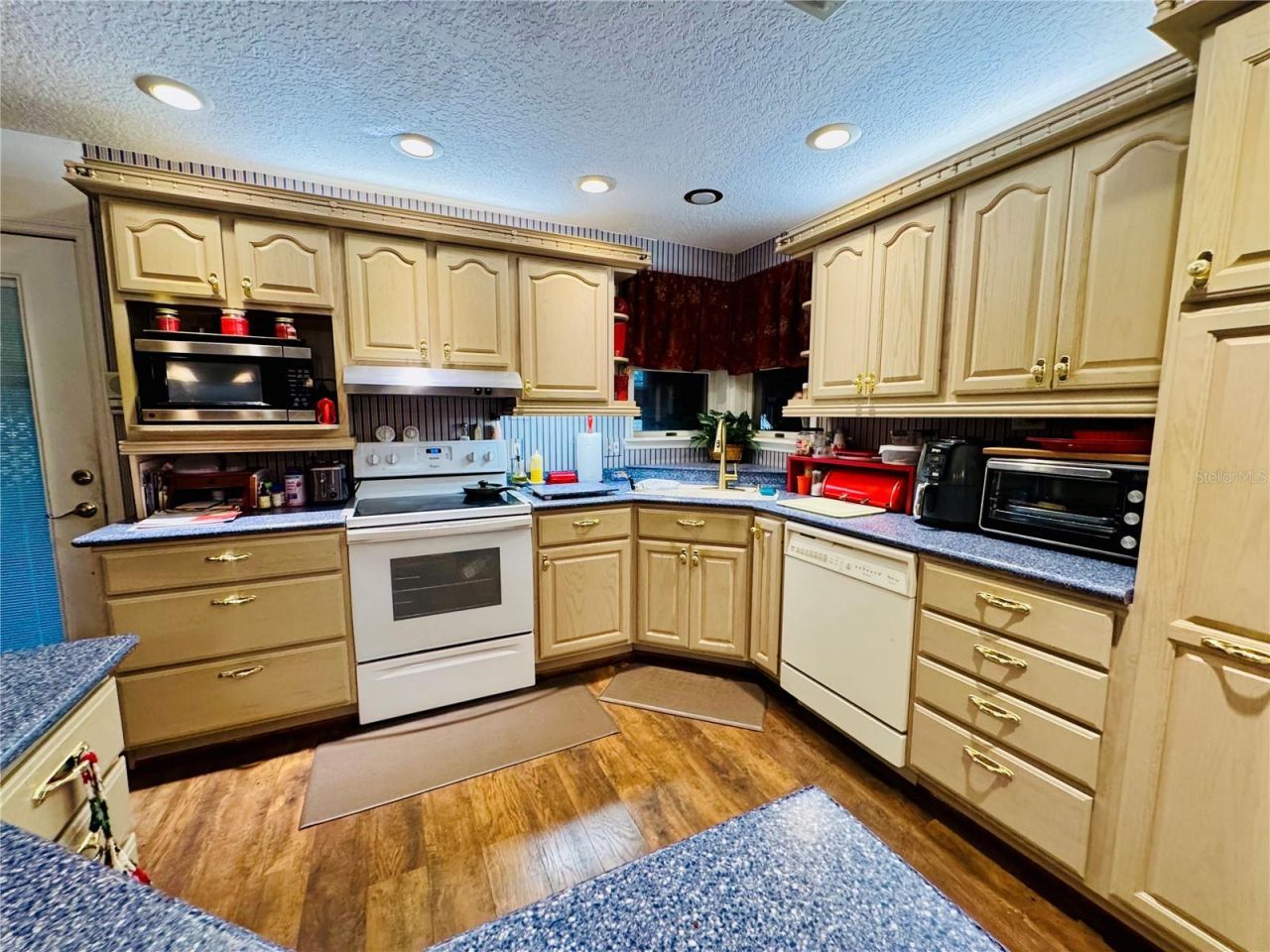 17725 Powerline Road, Dade City, FL 33523 Photo