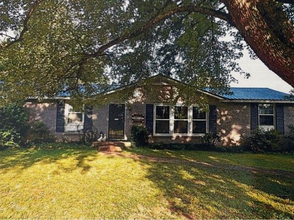 407 Jordan Rd , Clarksville, TN 37042