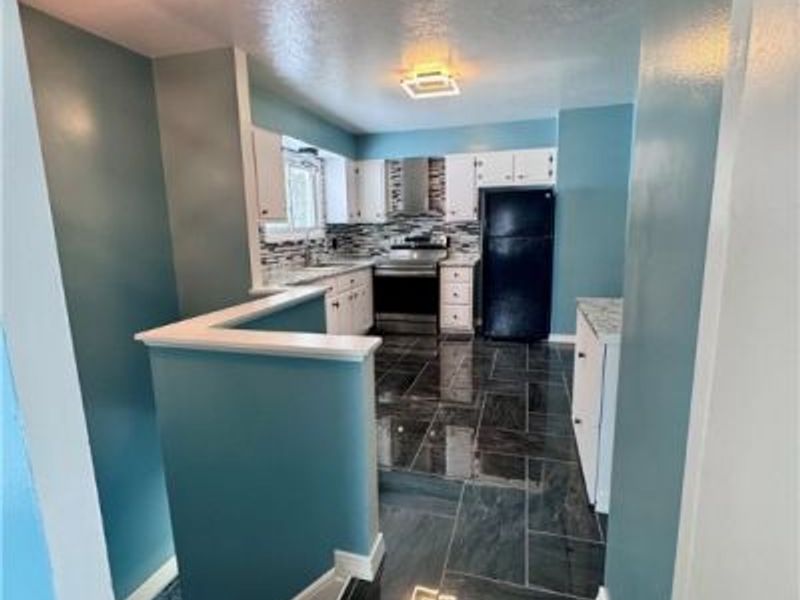 6180 Jamestown Drive, Parma, OH 44134 Photo 14