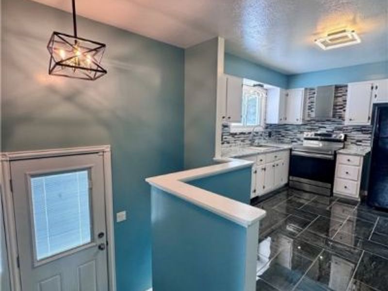 6180 Jamestown Drive, Parma, OH 44134 Photo 16