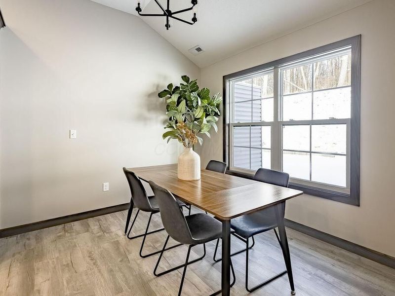 112 Roanoke Street, Mount Vernon, OH 43050 Photo 8