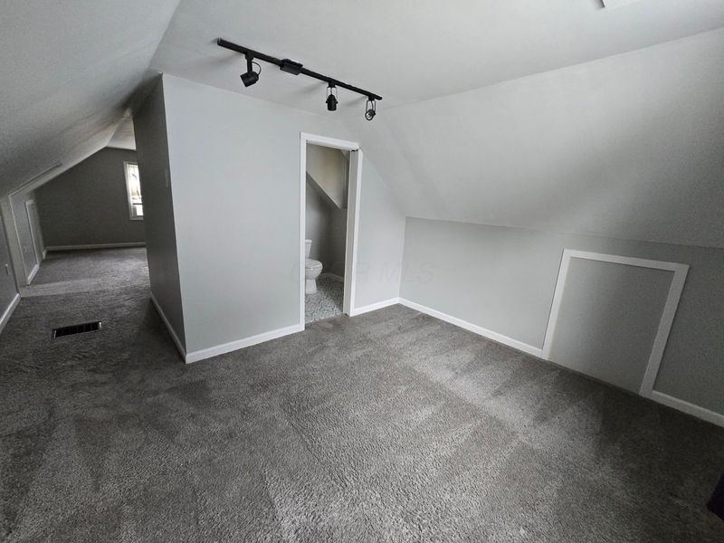 1812 Audrey Road, Columbus, OH 43224 Photo 18