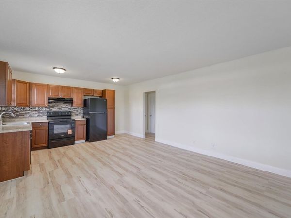 5420 NE 22nd Ter, Unit 18, Fort Lauderdale, FL 33308