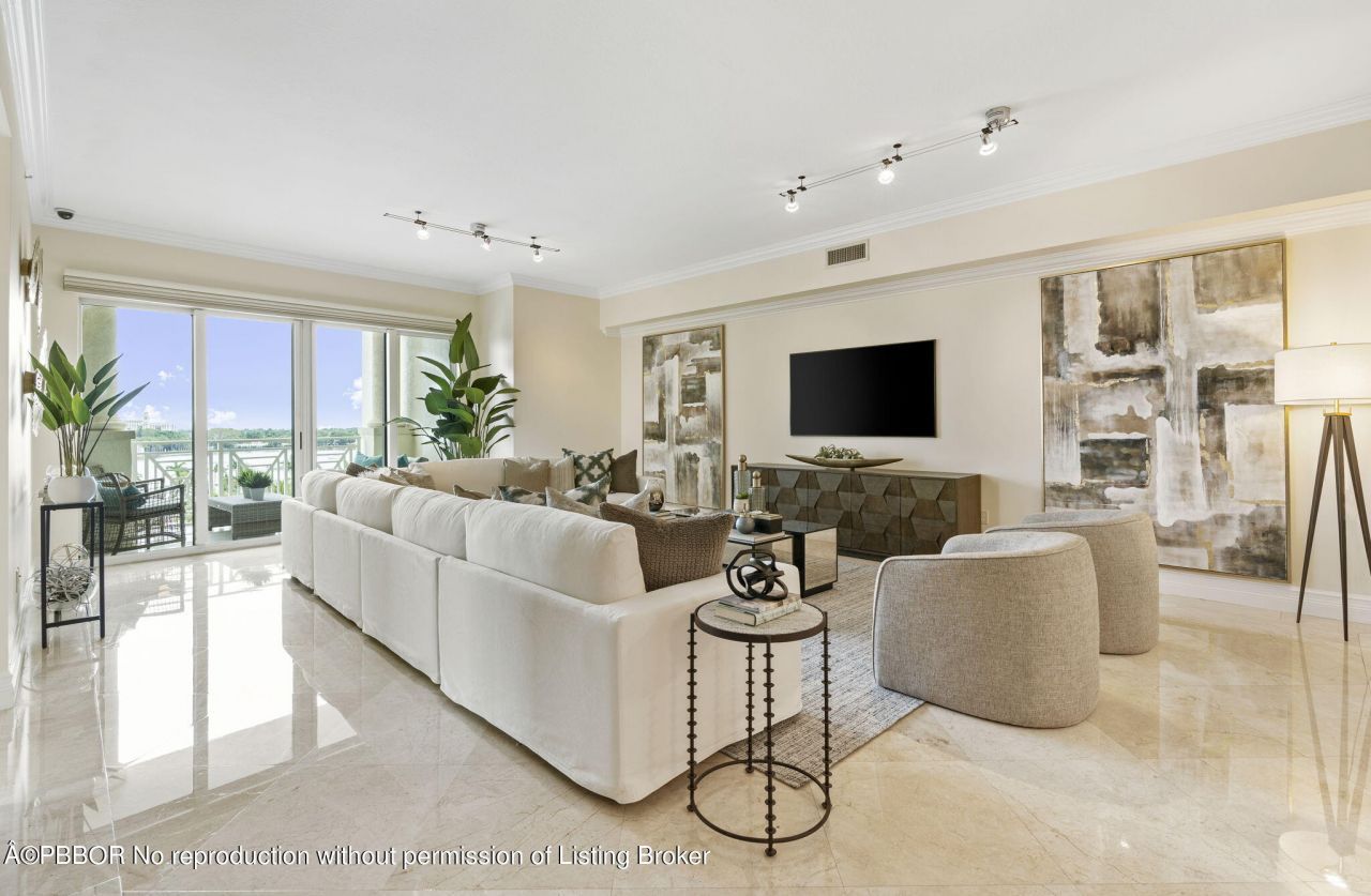 201 S Narcissus Avenue, Unit 605, West Palm Beach, FL 33401 Photo
