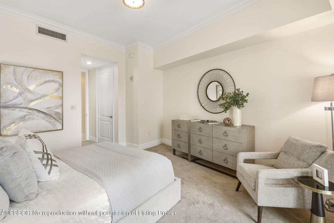 201 S Narcissus Avenue, Unit 605, West Palm Beach, FL 33401 Photo