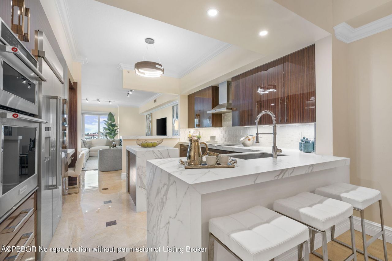 201 S Narcissus Avenue, Unit 605, West Palm Beach, FL 33401 Photo