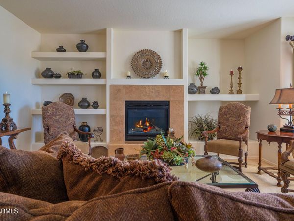 19700 N 76TH Street, Unit 2001, Scottsdale, AZ 85255