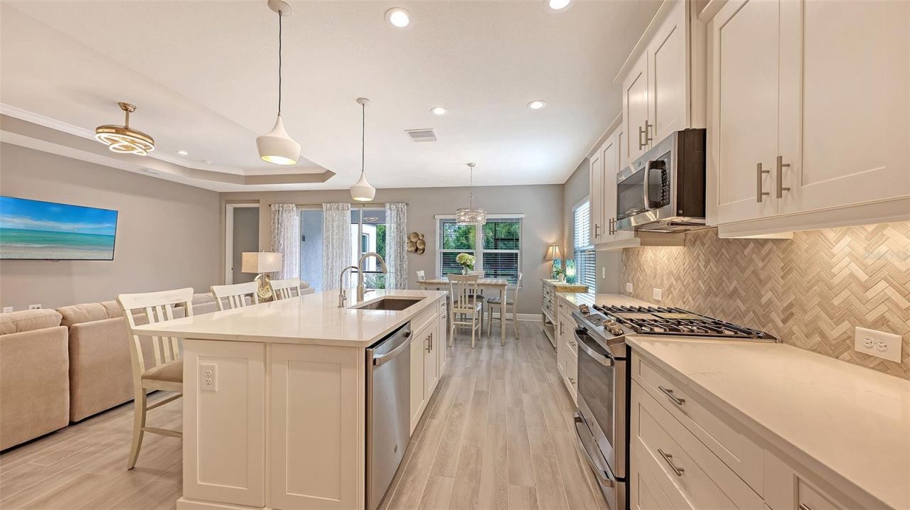 10193 Canaveral Circle, Sarasota, FL 34241 Photo