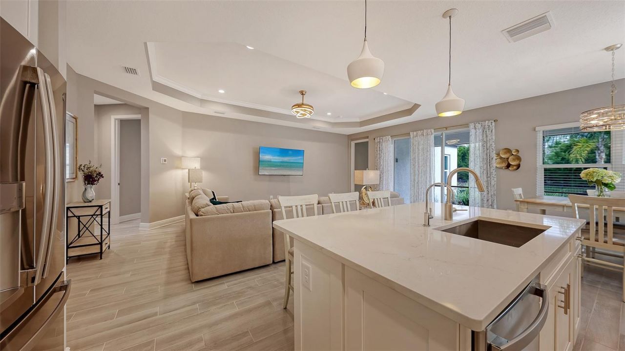 10193 Canaveral Circle, Sarasota, FL 34241 Photo